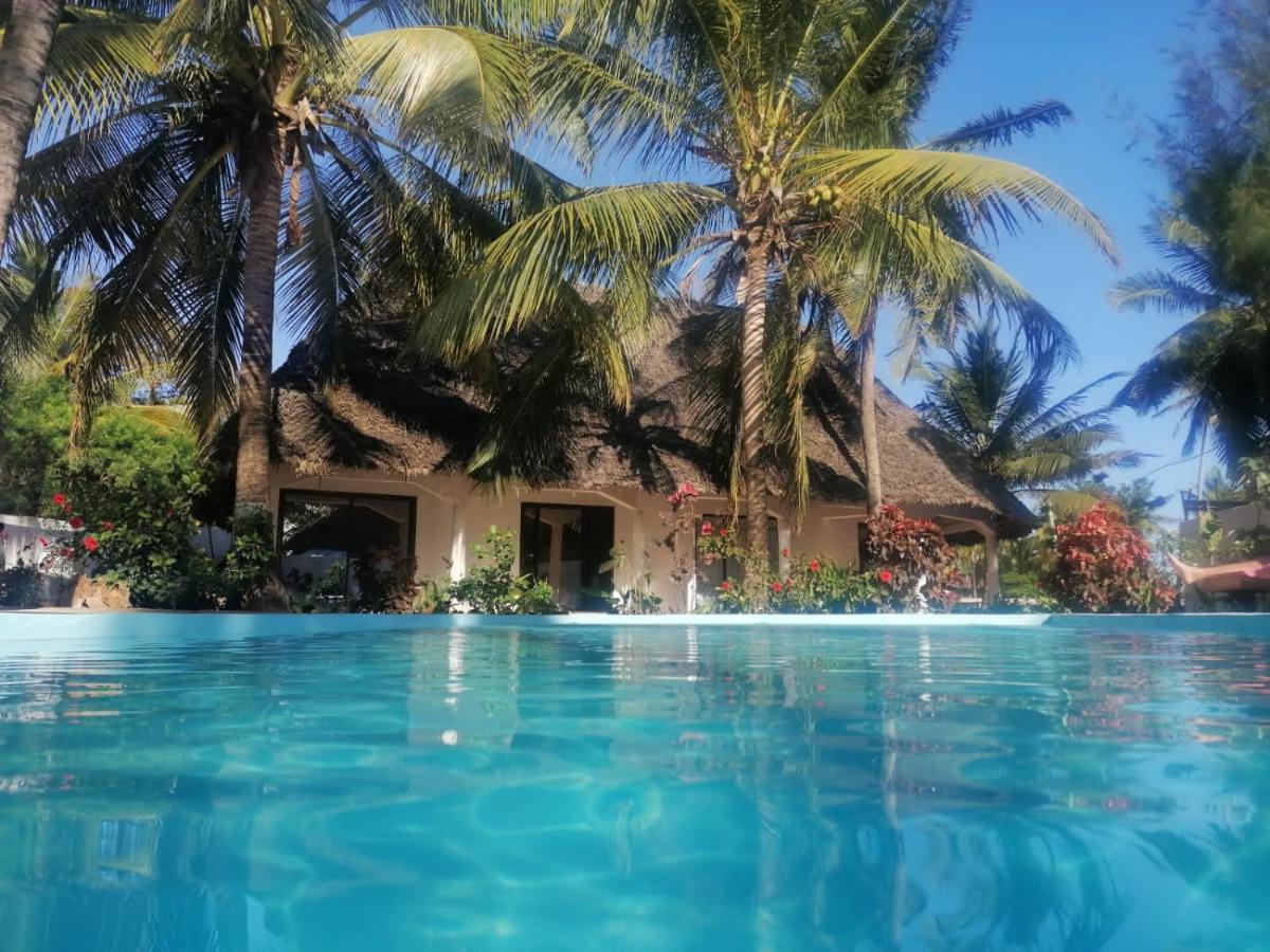 Hotel Maua Beach à Kizimkazi Extérieur photo