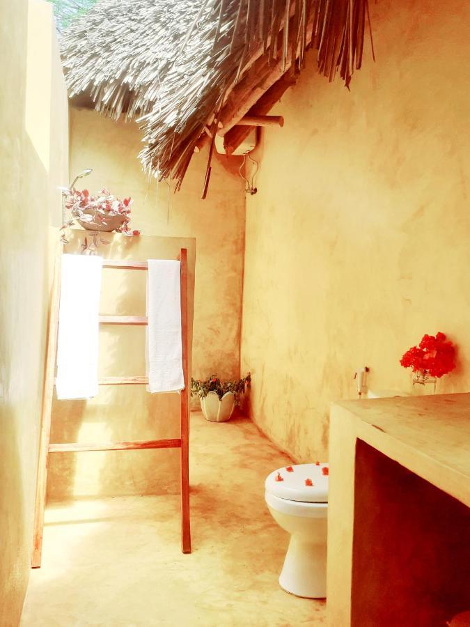 Hotel Maua Beach à Kizimkazi Extérieur photo
