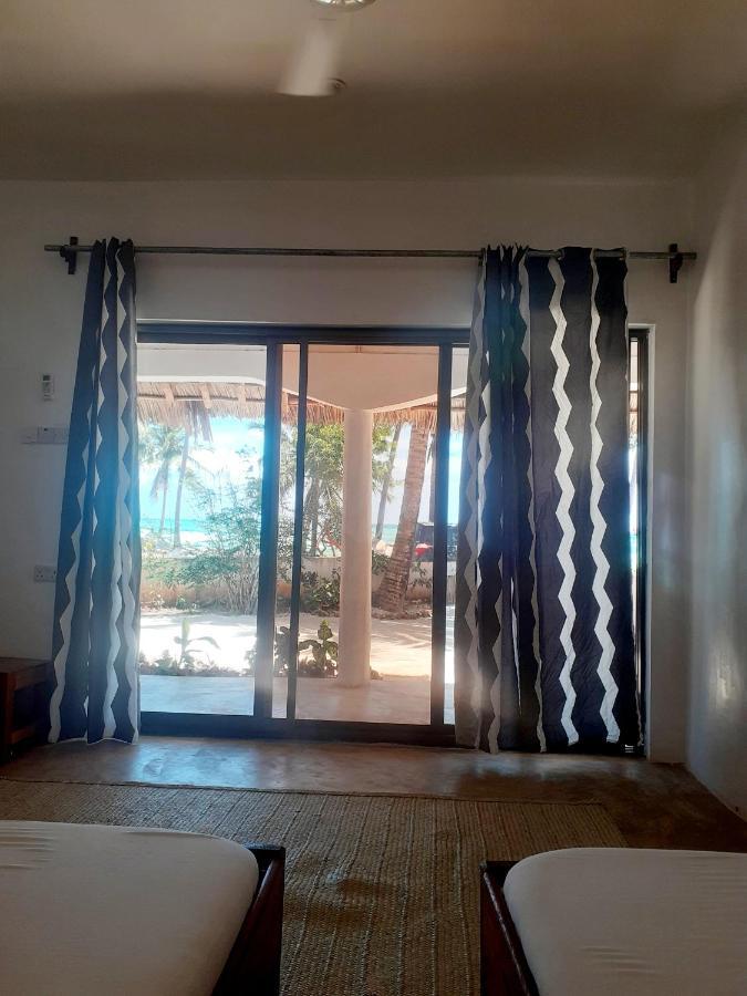 Hotel Maua Beach à Kizimkazi Extérieur photo